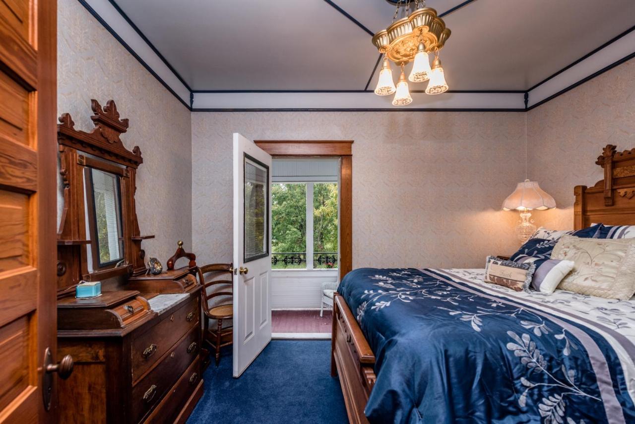 Conner House Bed And Breakfast Prairie du Rocher Екстер'єр фото